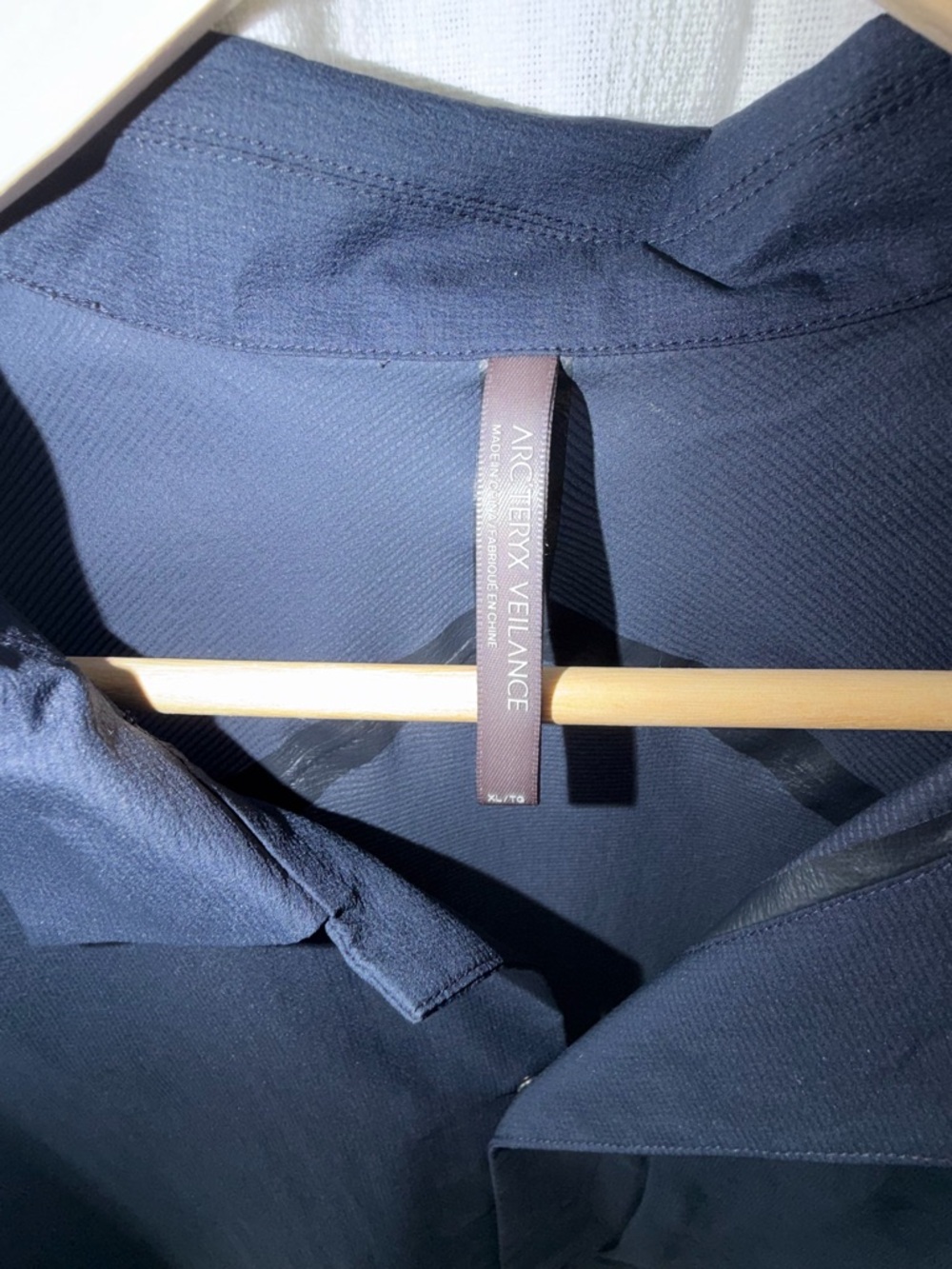 Arc’teryx Veilance Short Sleeve Shirt XL Navy Technical Minimalist Zip Pocket - Picture 2 of 5